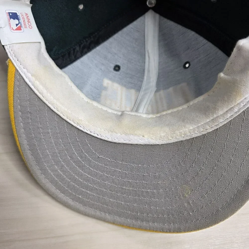 Vintage Oakland Athletics Pro Line ANNCO Hat‎ Baseball Snapback Spellout Logo
